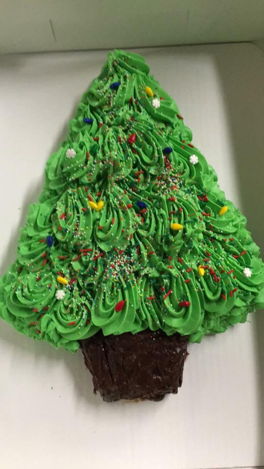 Christmas Tree Cake Decorating Class